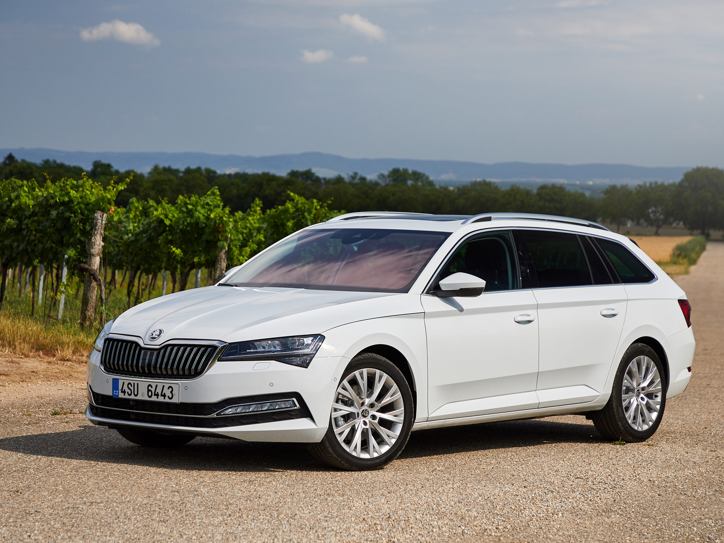 Skoda Superb Combi New